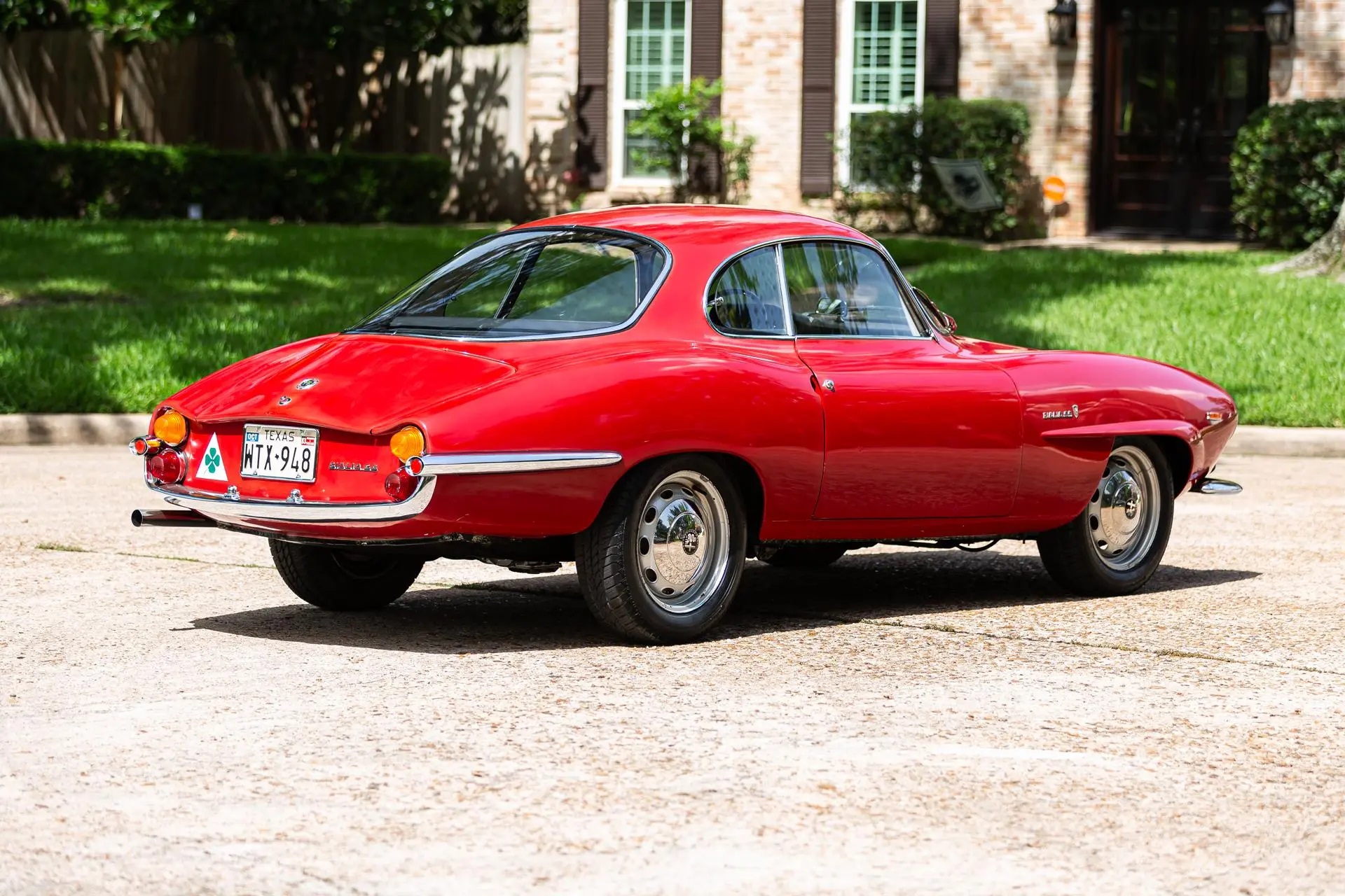 1965 Alfa Romeo Giulia Sprint Speciale - Image 10